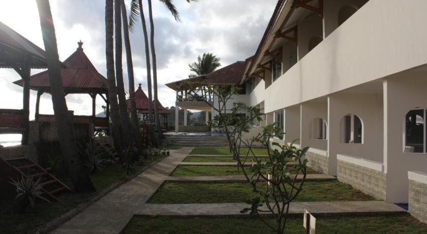77 Sunset Plaza Hotel Cisolok Exterior foto